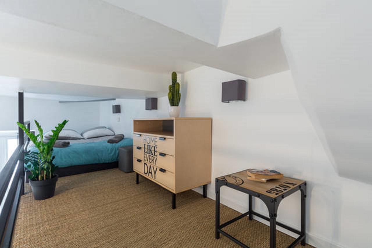 Angle Droit- Loft Charmant Et Atypique, Climatisation, Vieux-Nice Exteriör bild